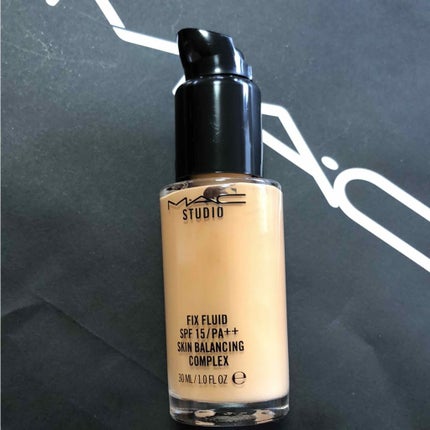 スタジオフィックス フルイッド SPF 15/M・A・C/リキッドファンデーションを使ったクチコミ(1枚目)