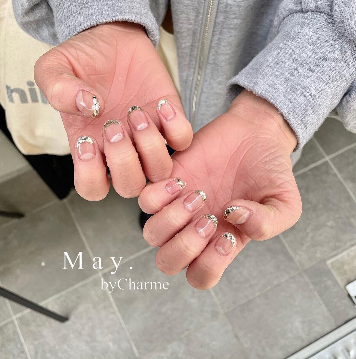 pikarin8993x🦋LIPSパートナー on LIPS 「🪞🪞🪞ショートネイルの方でもかわいいガラスフレンチ🙆♂️.ご..」(1枚目)