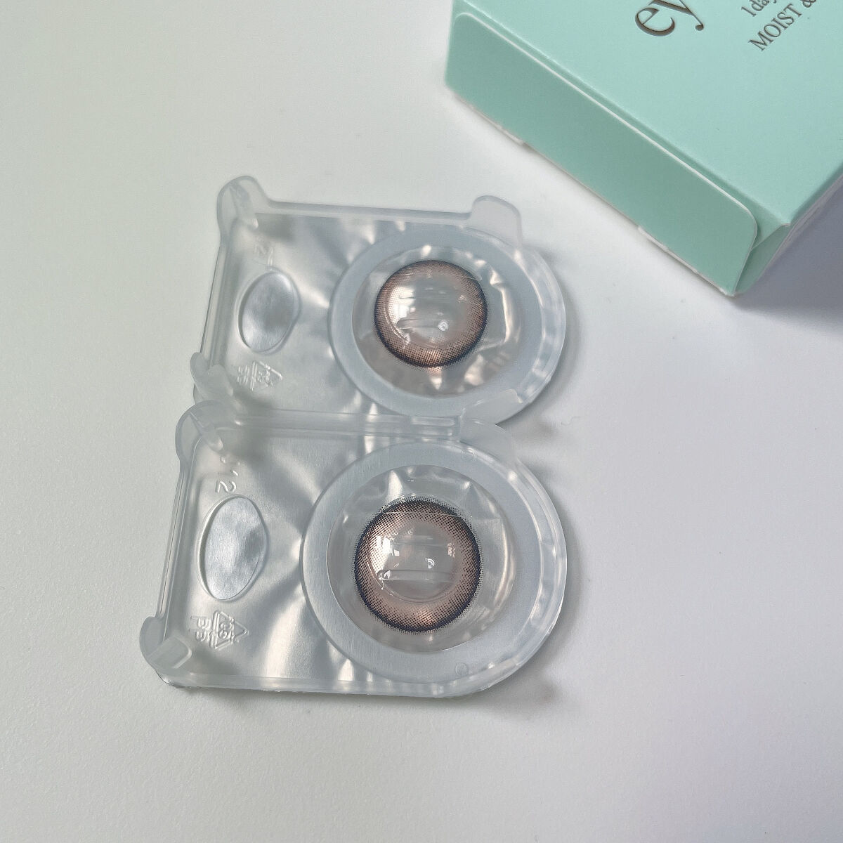 eye closet AQUA MOIST UV 1day/EYE CLOSET/ワンデー（１DAY）カラコンを使ったクチコミ（2枚目）