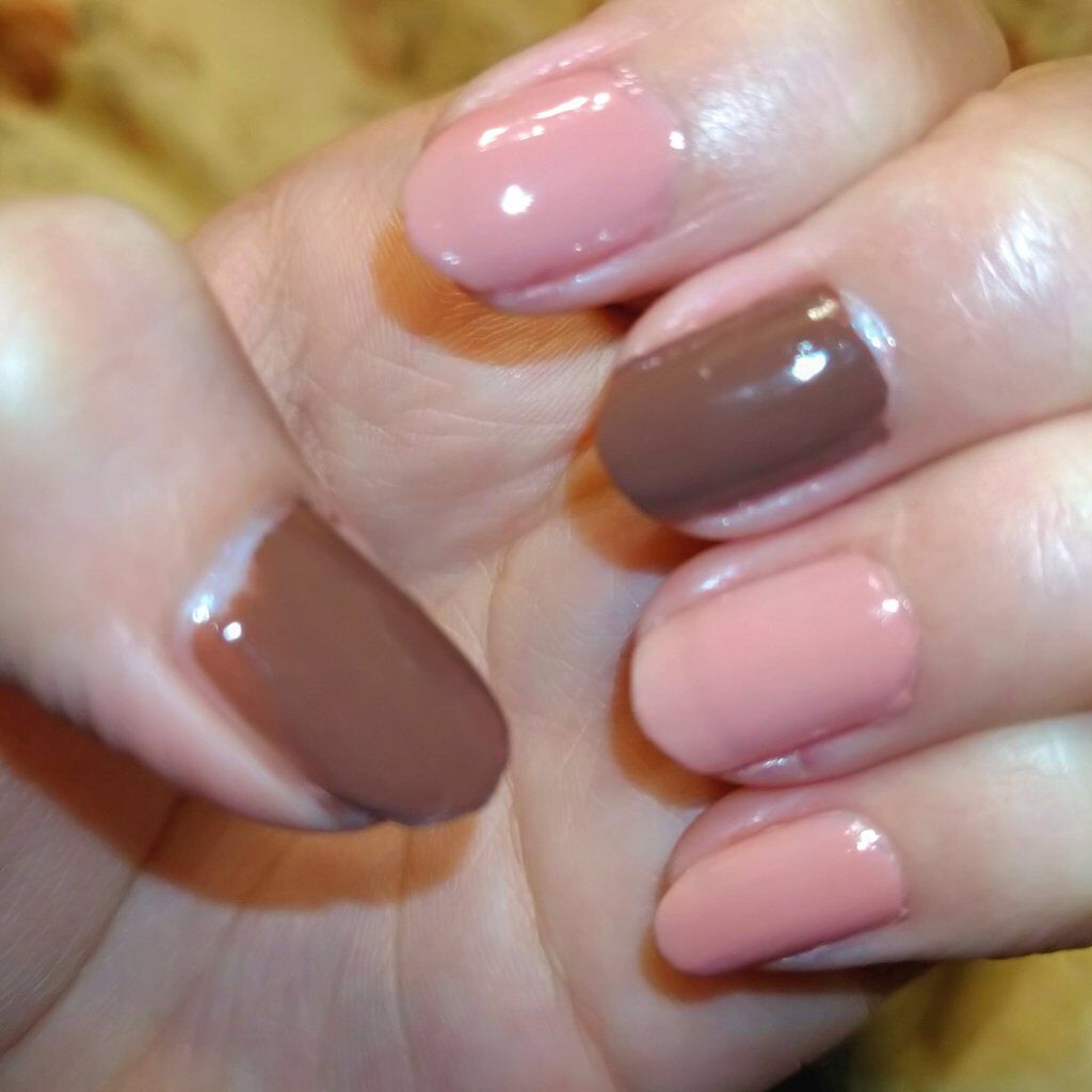 カラフルネイルズ/キャンメイク/マニキュアを使ったクチコミ（1枚目）