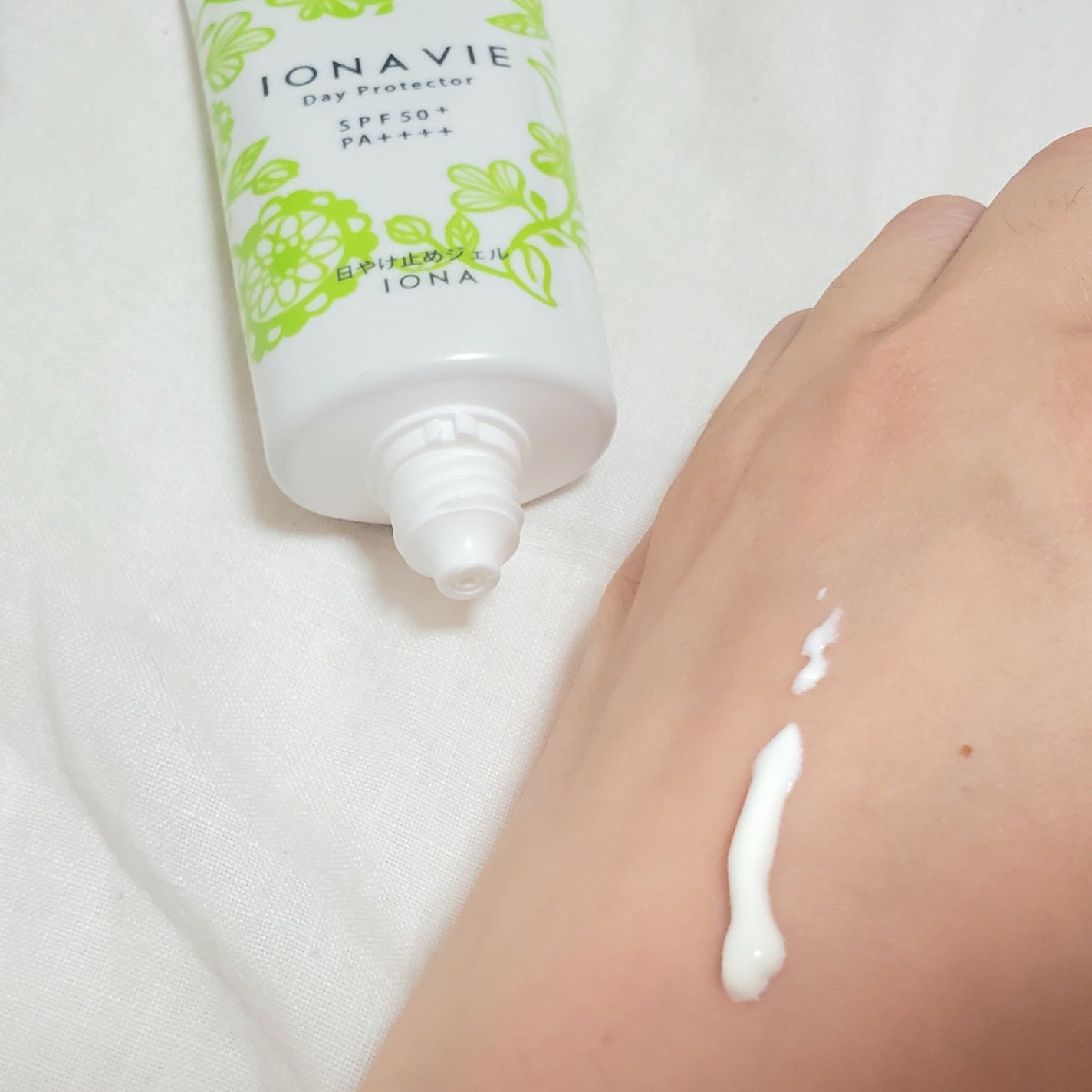 デイ プロテクター FB/イオナヴィー/日焼け止めジェルを使ったクチコミ(3枚目)