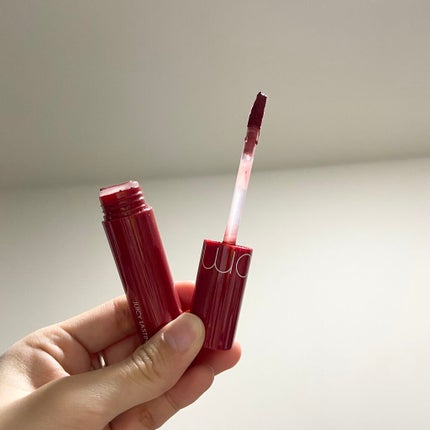 ジューシーラスティングティント/rom&nd/リップティントを使ったクチコミ(1枚目)