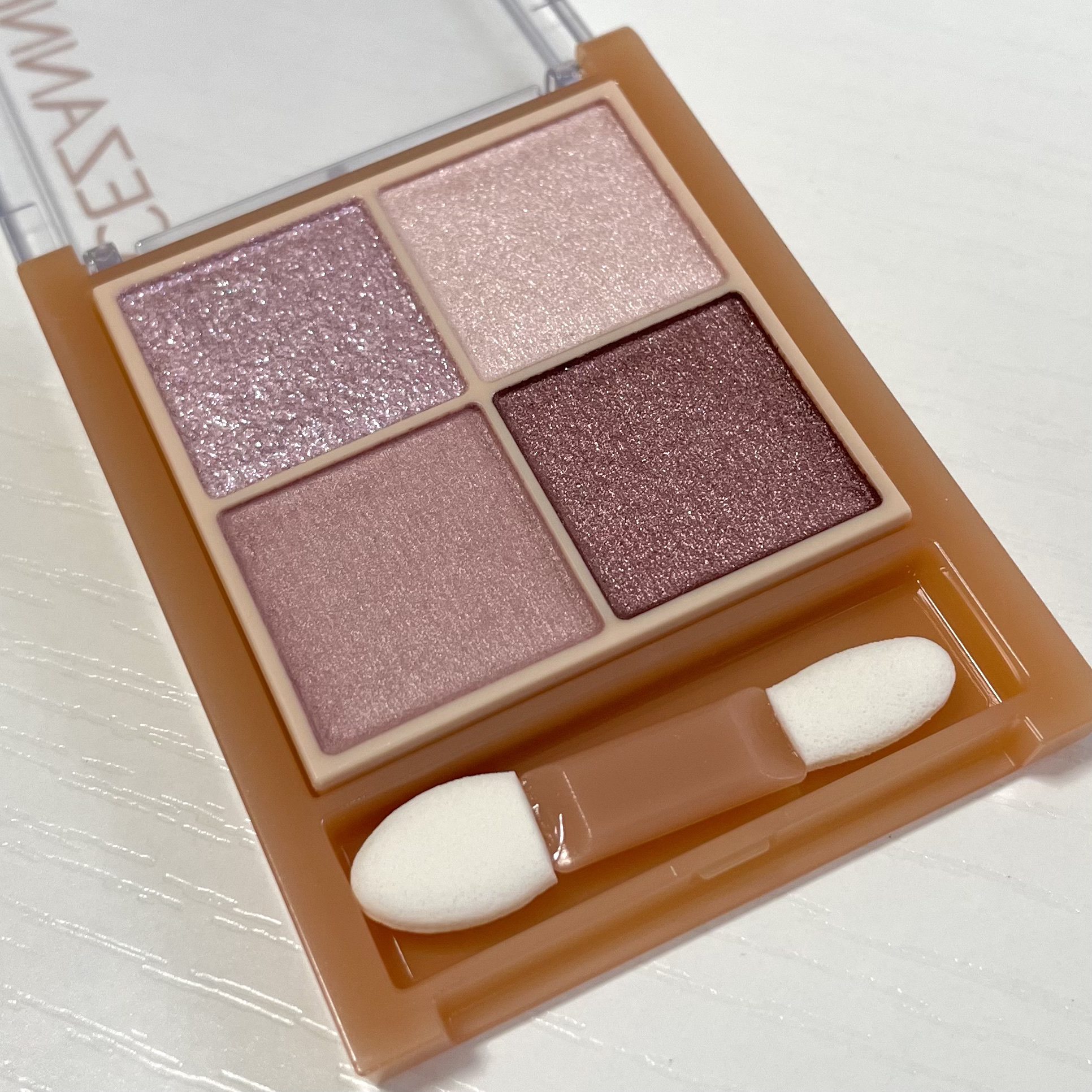 ベージュトーンアイシャドウ/CEZANNE/アイシャドウパレットを使ったクチコミ（3枚目）