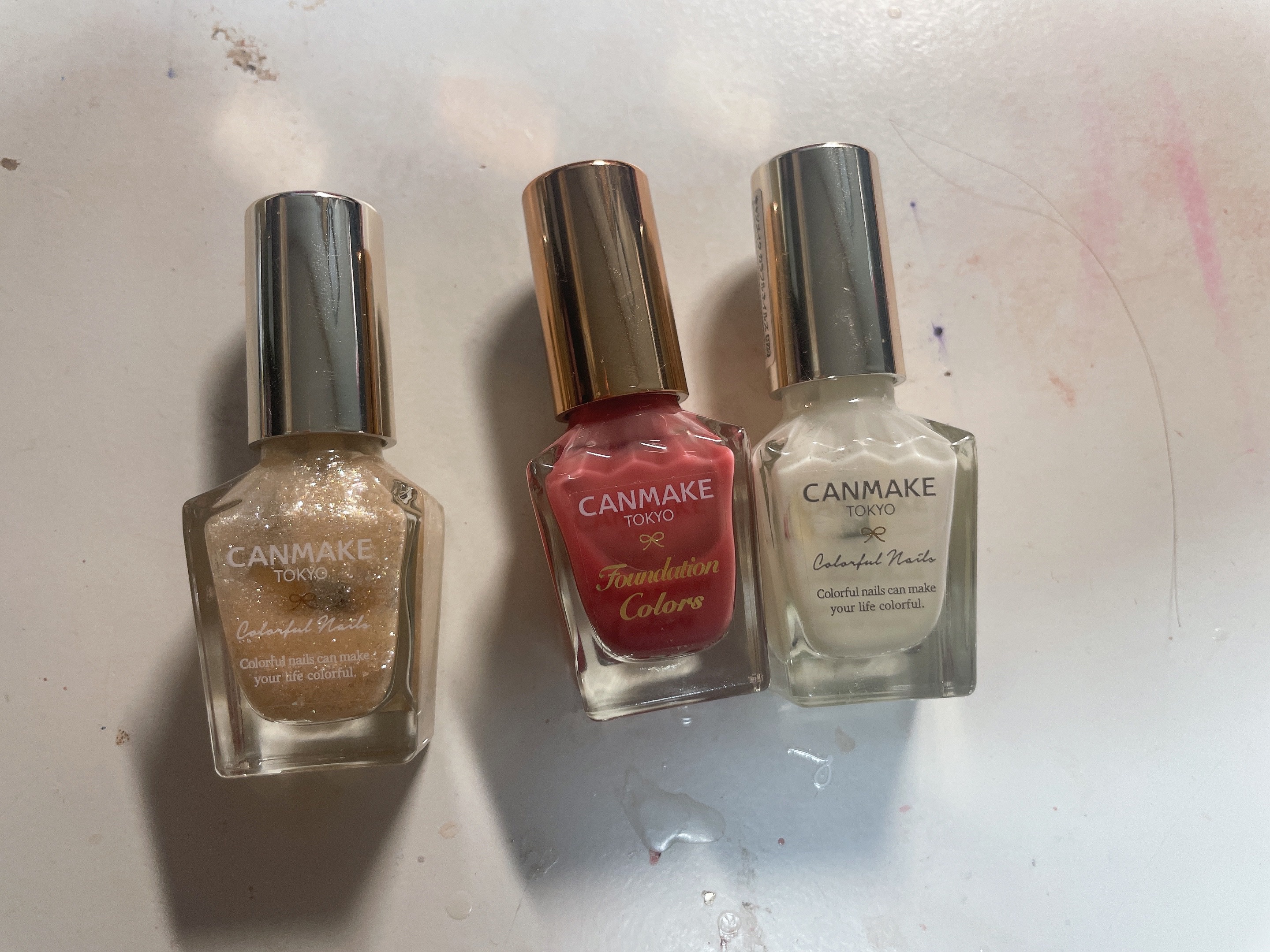 カラフルネイルズ/キャンメイク/マニキュアを使ったクチコミ（2枚目）