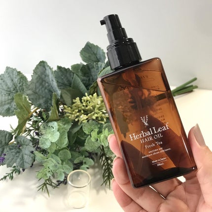 オーガニックヘアオイル フレッシュティーの香り/ハーバルリーフ/ヘアオイルを使ったクチコミ(2枚目)