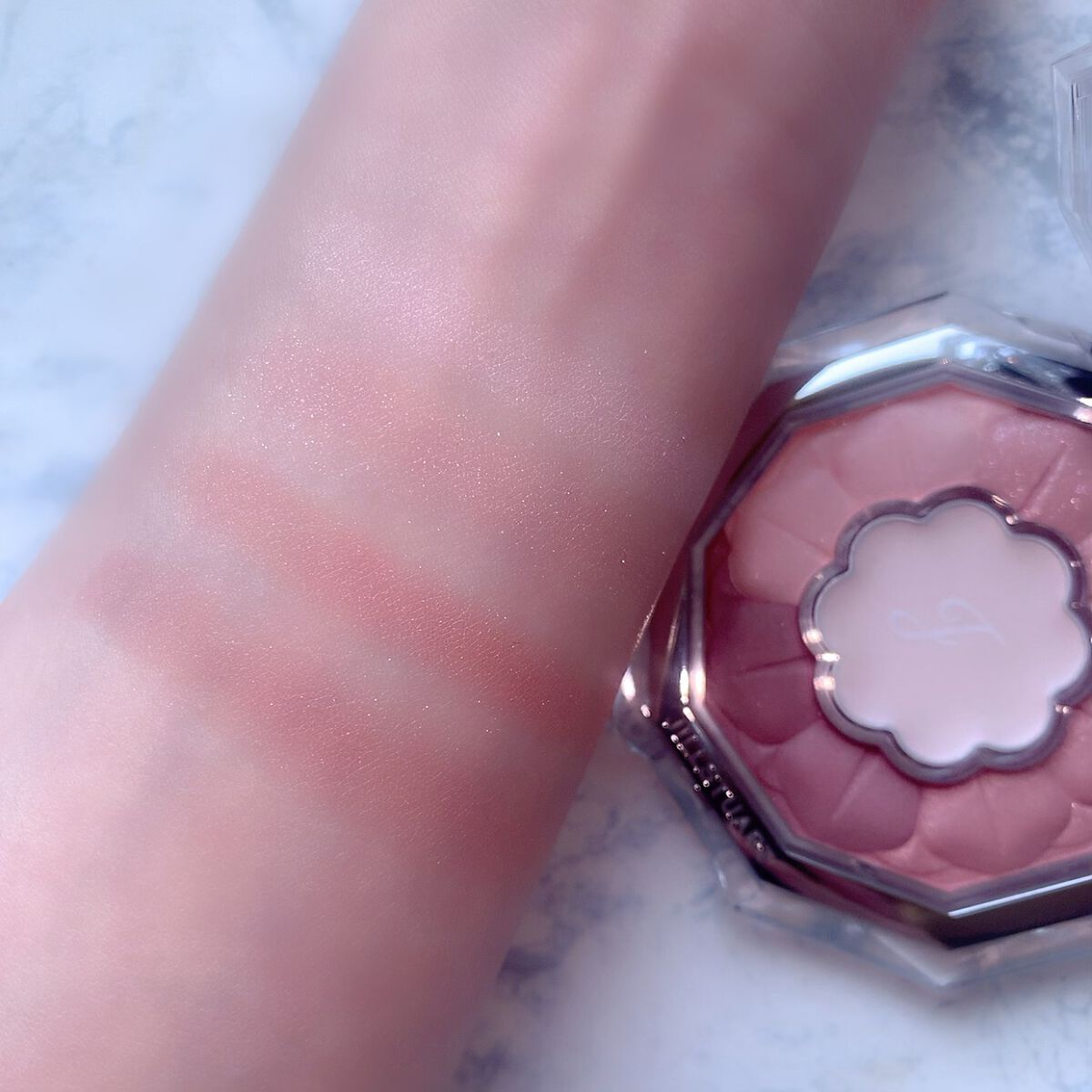 ジルスチュアート ブルームクチュール アイズ/JILL STUART/アイシャドウパレットを使ったクチコミ(3枚目)