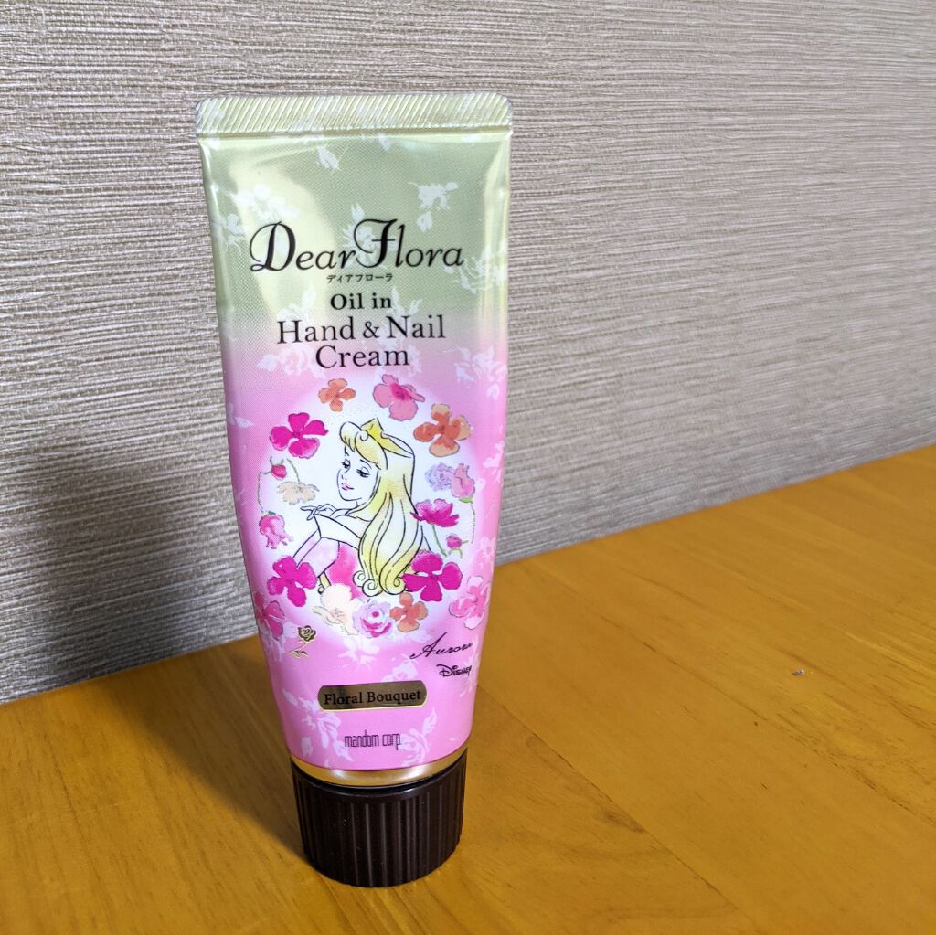 マンダムディアフローラ オイルイン ハンド&ネイルクリーム フローラルブーケ/マンダム/ハンドクリームを使ったクチコミ(2枚目)