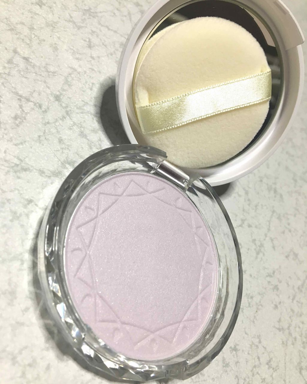 UVクリアフェイスパウダー/CEZANNE/プレストパウダーを使ったクチコミ(2枚目)