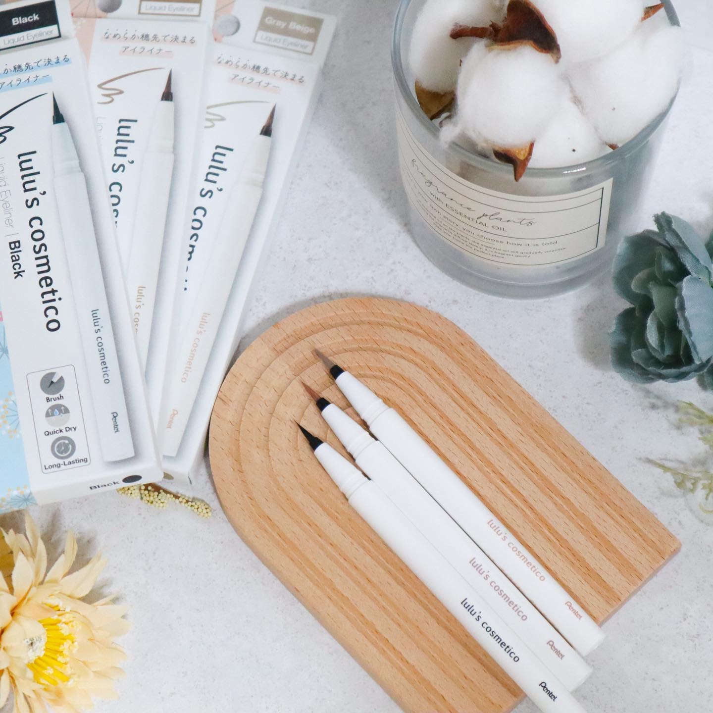 リキッドアイライナー グレーベージュ/ルルズコスメティコ/リキッドアイライナーを使ったクチコミ（2枚目）