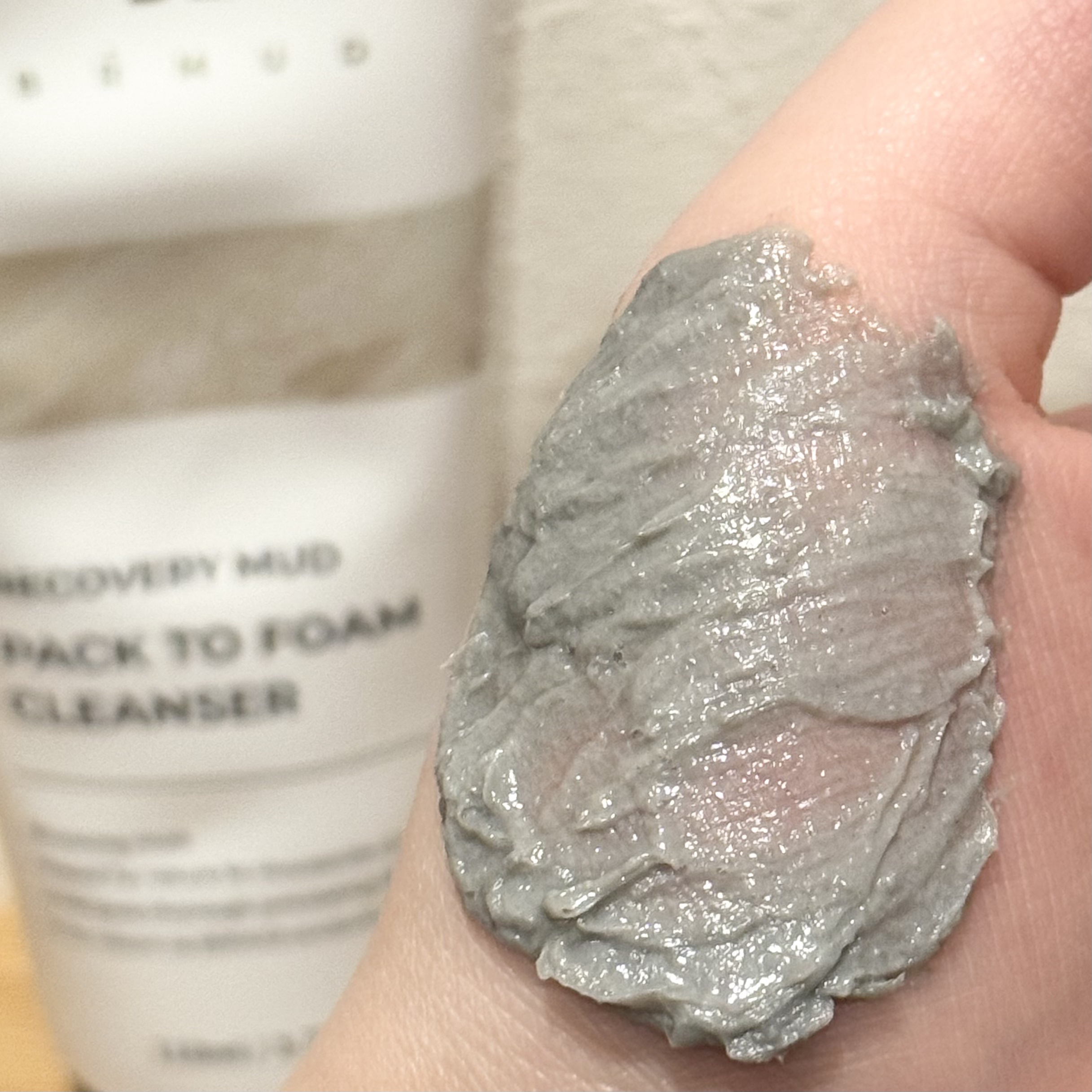 リカバリーマッドバックツーフォームクレンザー/BRMUD/洗顔フォームを使ったクチコミ（3枚目）