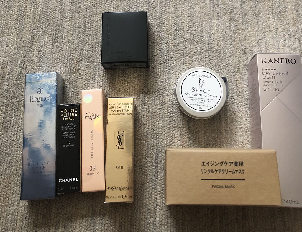 エレガンス リクイッド ルージュ ビジュー 100 RED/Elégance/口紅を使ったクチコミ（1枚目）