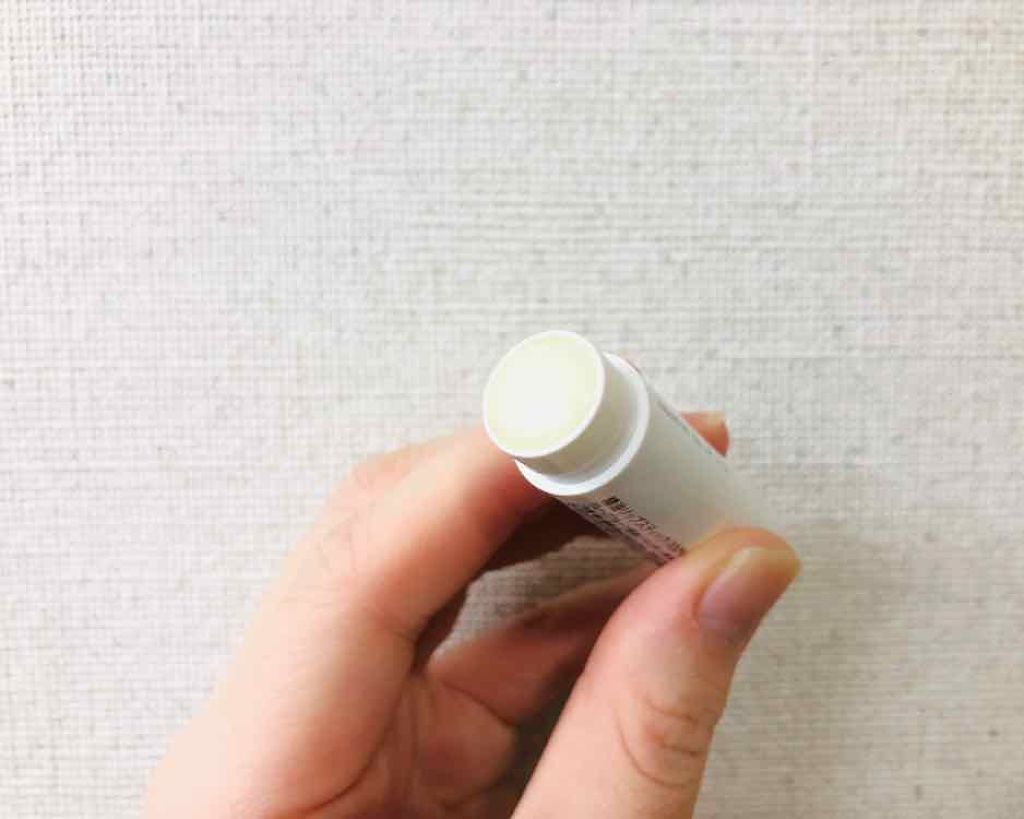 オーガニック認証 精油リップスティック スーパーポジティブ ライズ/THE PUBLIC ORGANIC/リップクリームを使ったクチコミ（3枚目）