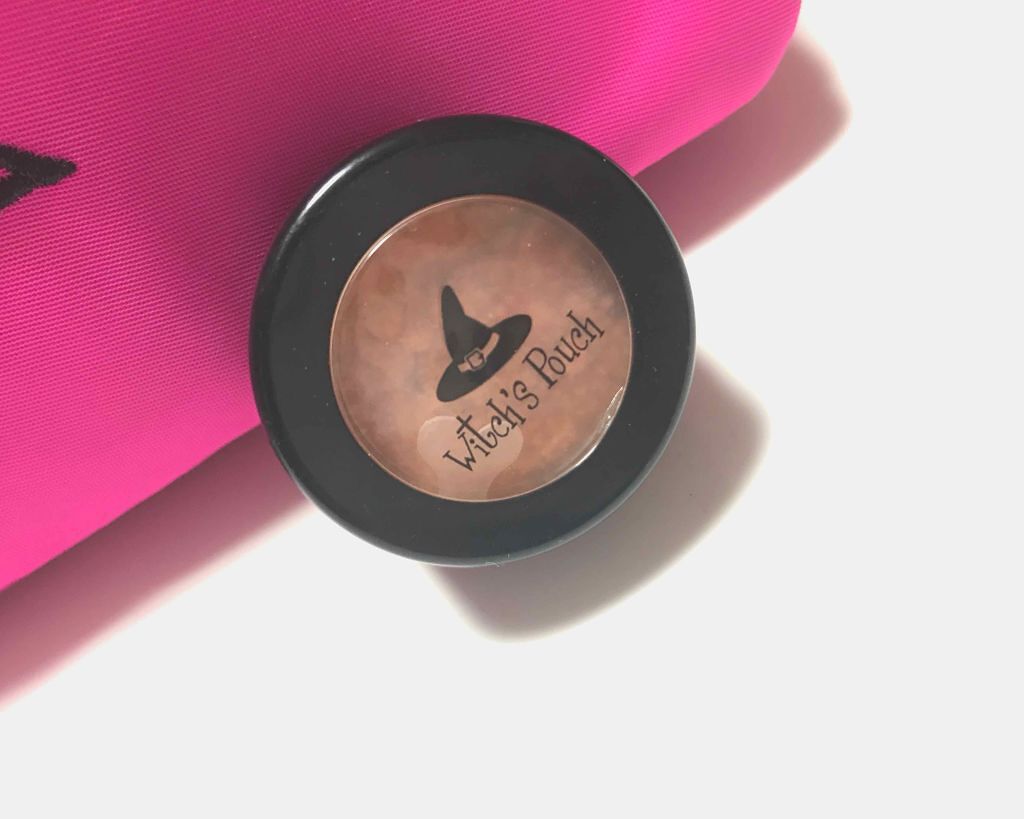 セルフィーフィックスピグメント/Witch's Pouch/単色アイシャドウを使ったクチコミ（1枚目）