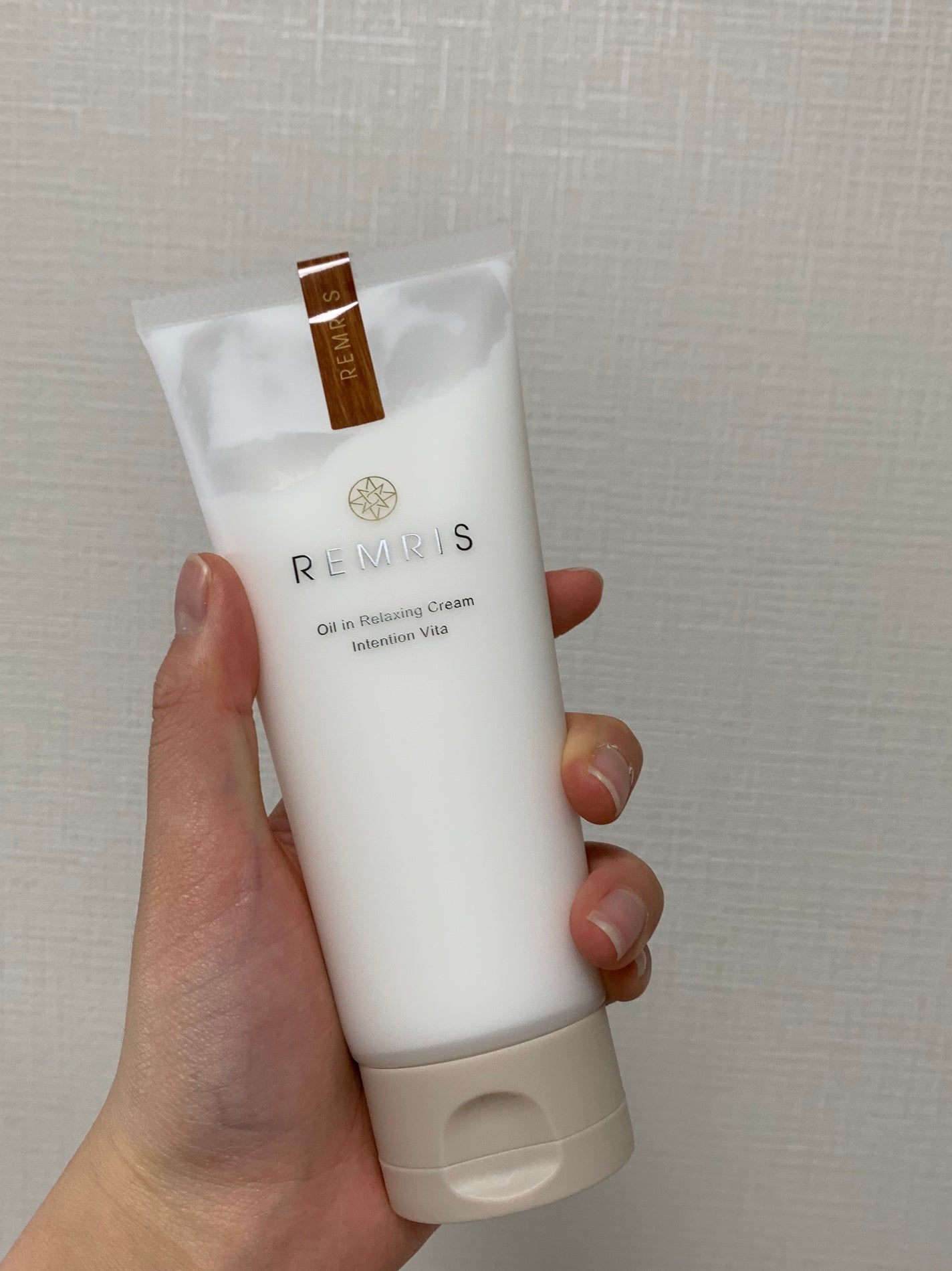 オイルinリラクシングクリーム/REMRIS/ボディクリームを使ったクチコミ(2枚目)