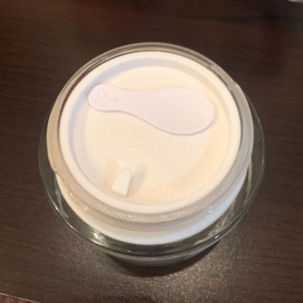 メゾン クリスチャン ディオール ジャスミン デ ザンジュ ボディ クリーム/Dior/ボディクリームを使ったクチコミ(2枚目)