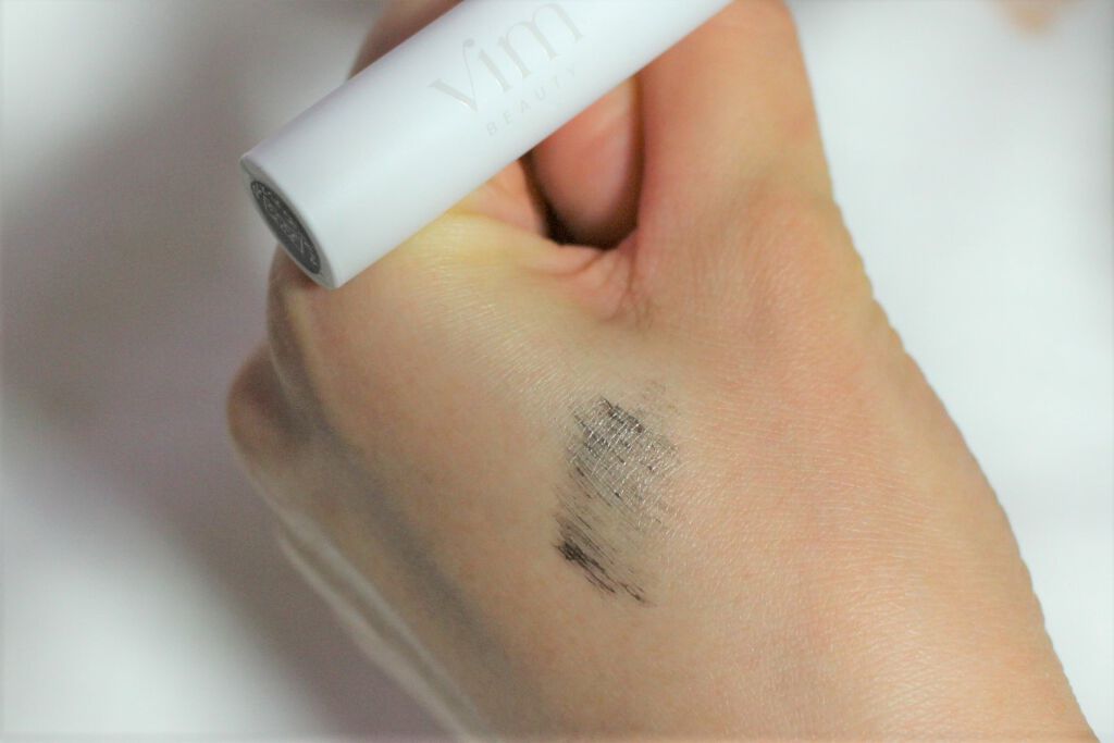 kuriko on LIPS 「#vimBEAUTY#ヴィムビューティーの#眉マスカラ#myc..」(4枚目)