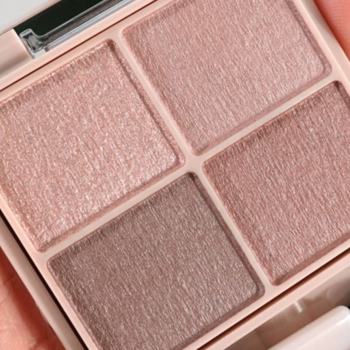 シルキースフレアイズ(マットタイプ)/キャンメイク/アイシャドウパレットを使ったクチコミ(3枚目)