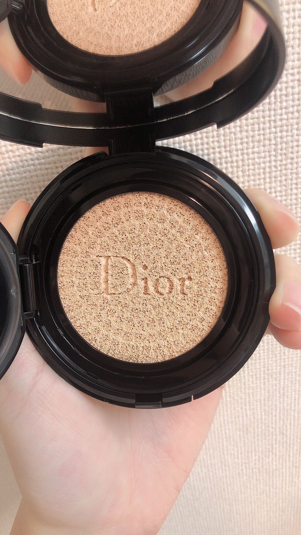 【旧】ディオールスキン フォーエヴァー クッション 0N ニュートラル　 ディオールマニア  ゴールド エディション（限定品）/Dior/クッションファンデーションを使ったクチコミ（2枚目）