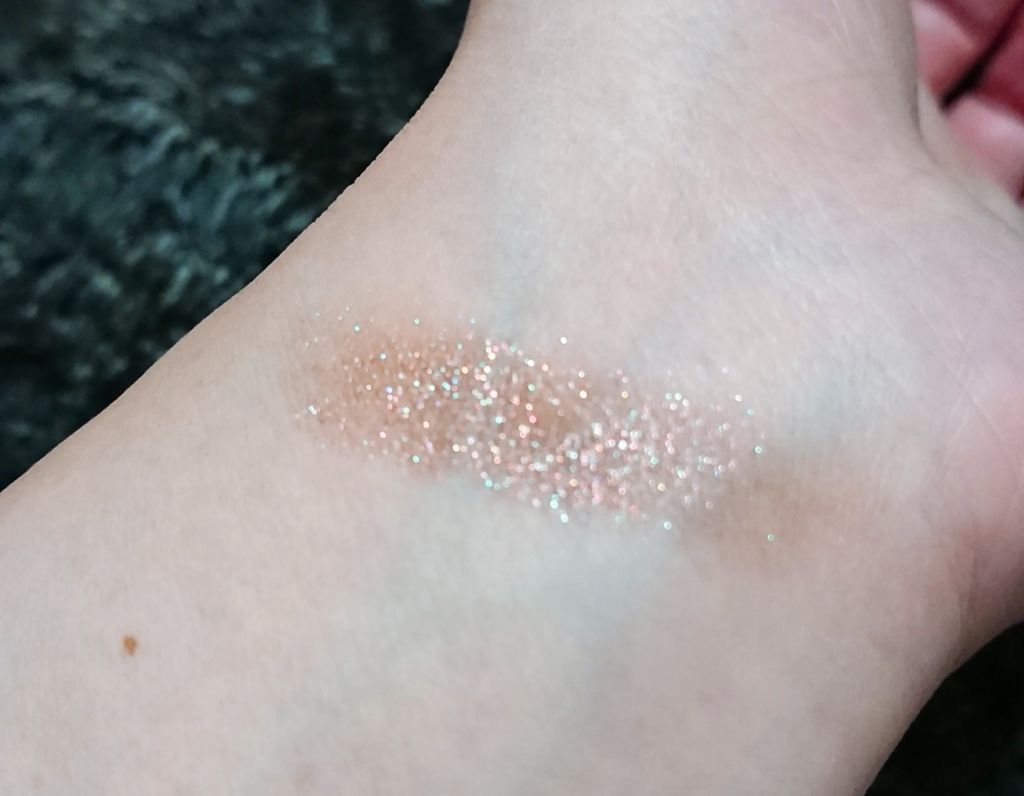 グリッタープリズム シャドウ/MISSHA/グリッターを使ったクチコミ（3枚目）