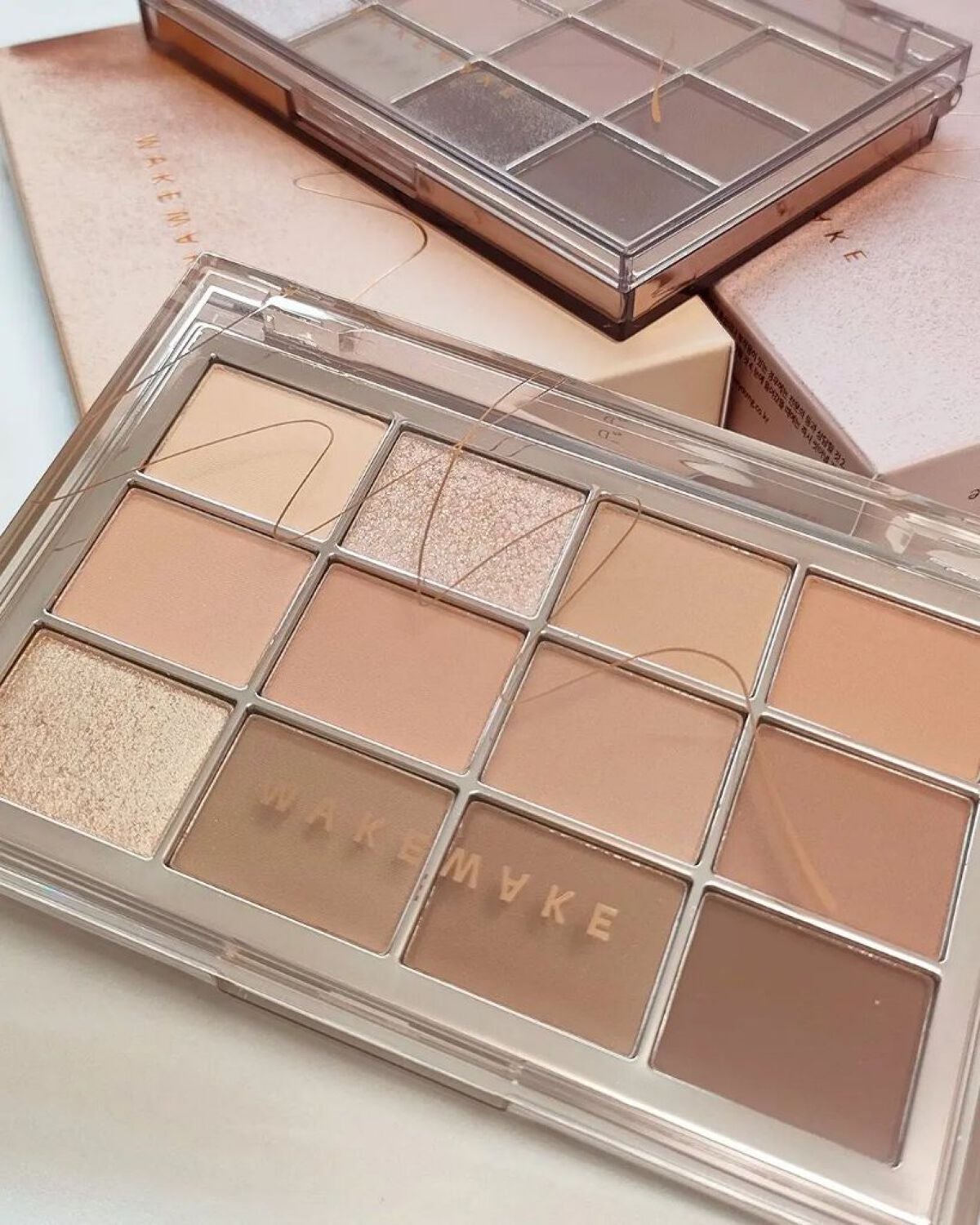 ソフトブラーリングアイパレット/wakemake/アイシャドウパレットを使ったクチコミ(5枚目)