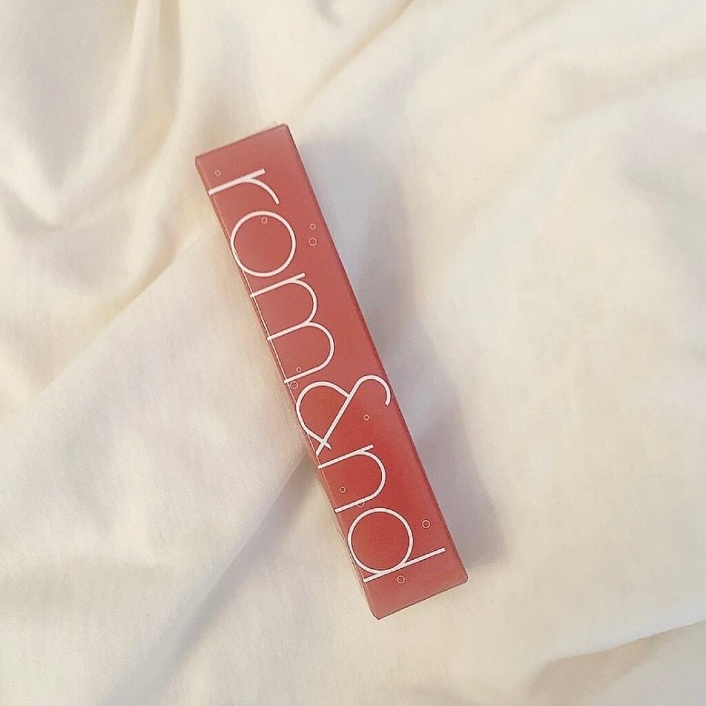 ジューシーラスティングティント/rom&nd/リップティントを使ったクチコミ(2枚目)