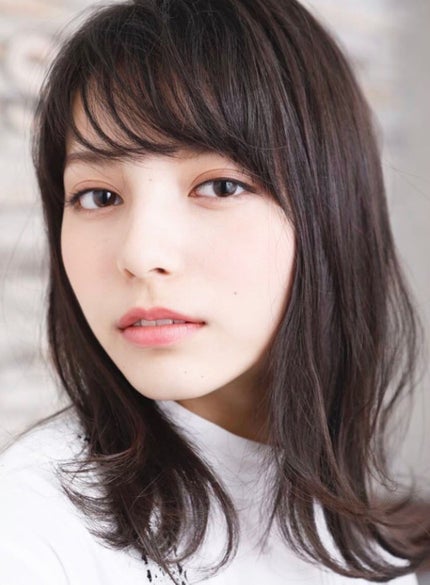 《就活メイクにおすすめのコスメ・使用方法を紹介》就活メイクをマスター!絶対内定したい私のおすすめメイクアイテム