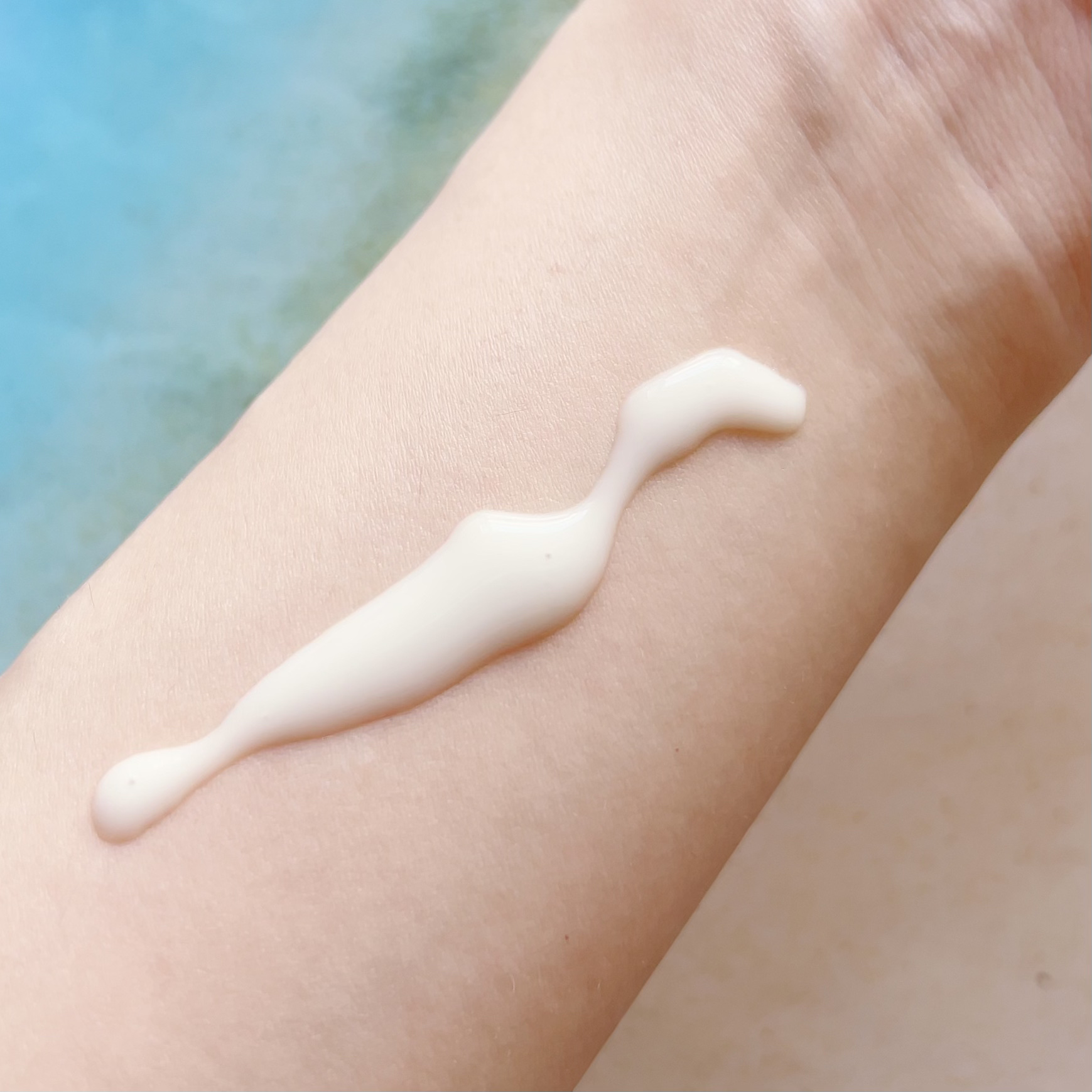 エアリーウォーターサンスクリーン プロフェッショナル/Feld Apotheke/日焼け止めローションを使ったクチコミ（3枚目）