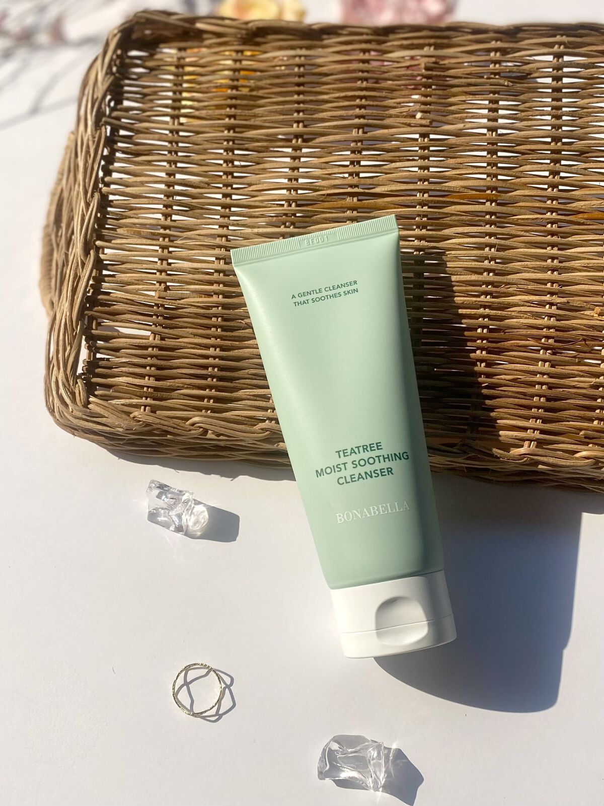 エミリー@フォロバ100 on LIPS 「・・\ティーツリーの葉が見える/BONABELLAティーツリー..」(7枚目)