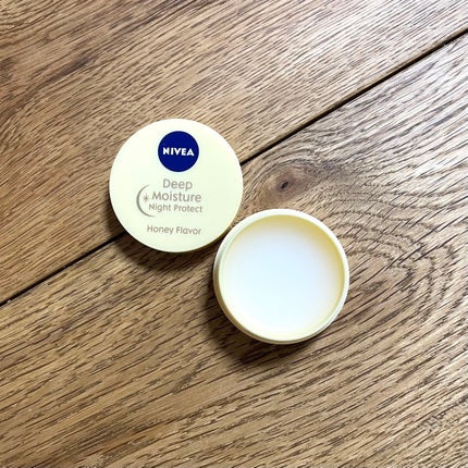 ディープモイスチャーナイトプロテクト はちみつの香り/ニベア/リップマスクを使ったクチコミ(1枚目)