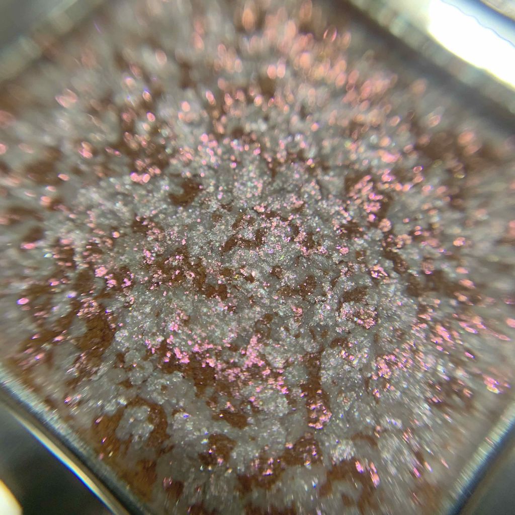 グリッタープリズム シャドウ/MISSHA/グリッターを使ったクチコミ（3枚目）