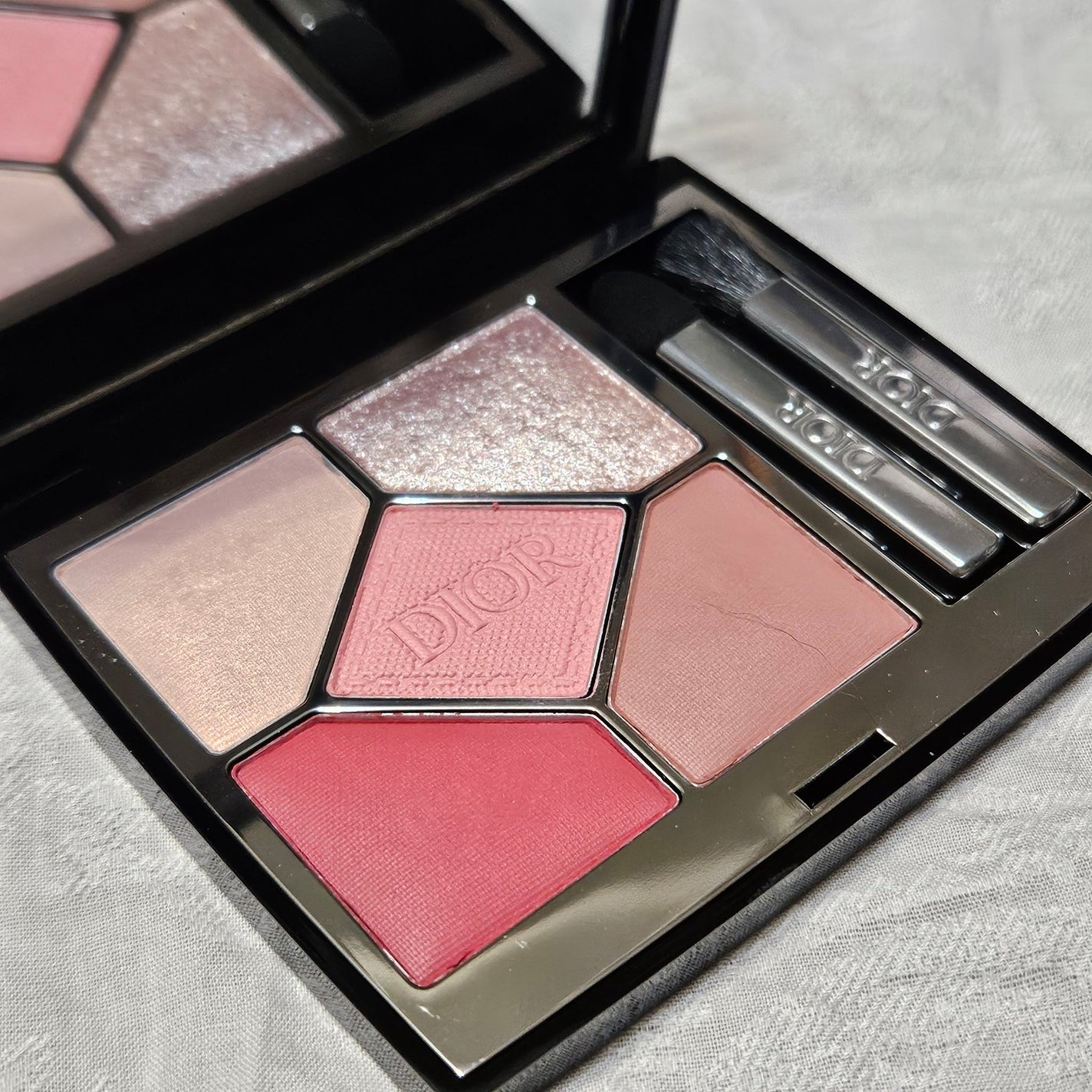 ディオールショウ サンク クルール/Dior/アイシャドウを使ったクチコミ(3枚目)