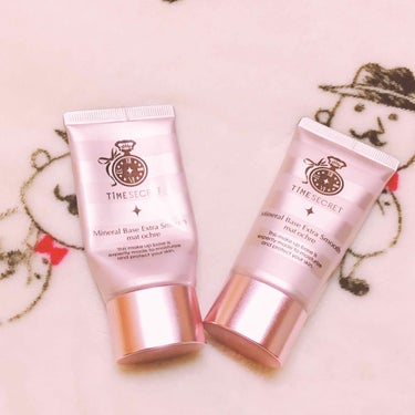 🌸タイムシークレット ミネラルベース エクストラムース 02 マットオークル🌸

30g/1,600円+tax

以前ご紹介した、舞妓はんの下地よりも少し硬めで、よく伸びる〜というよりしっかり塗る！とい