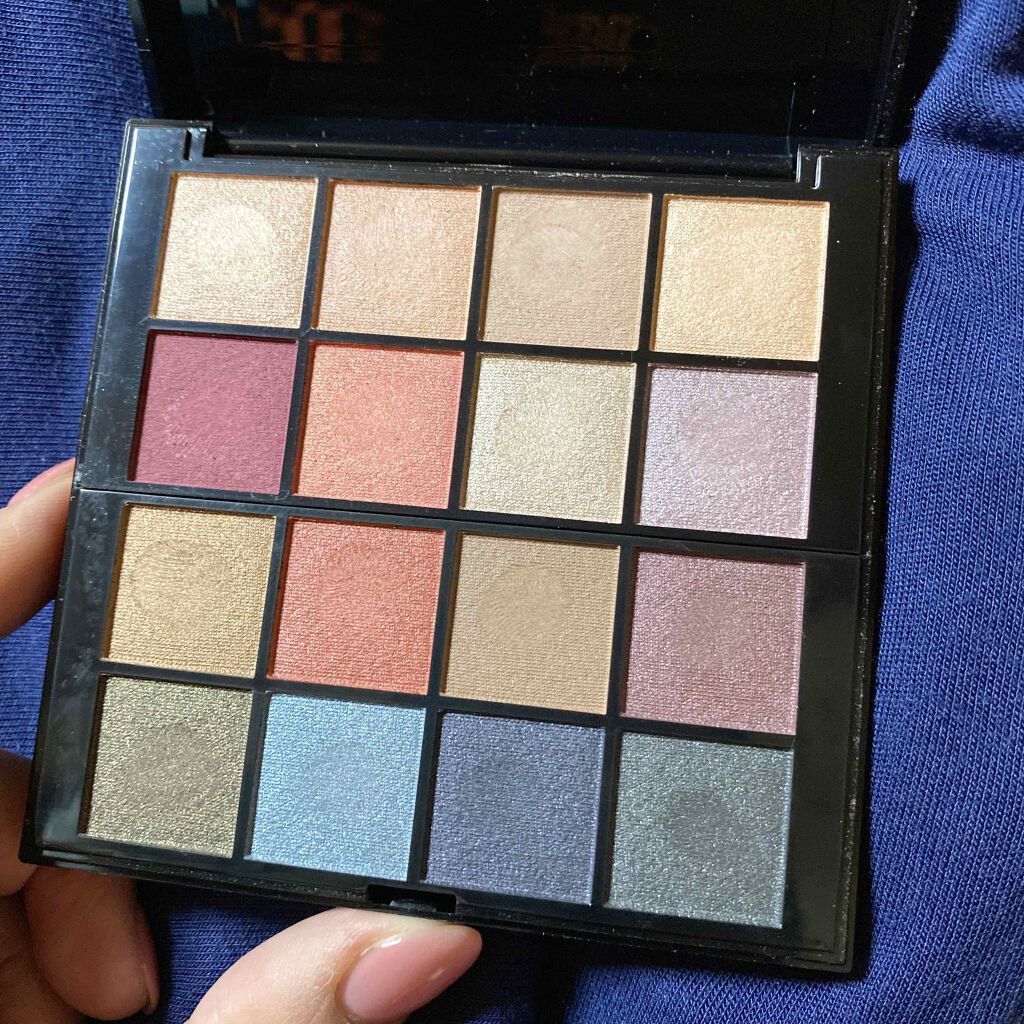 カール ラガーフェルド アイシャドウパレット/ロレアル パリ/アイシャドウパレットを使ったクチコミ(2枚目)