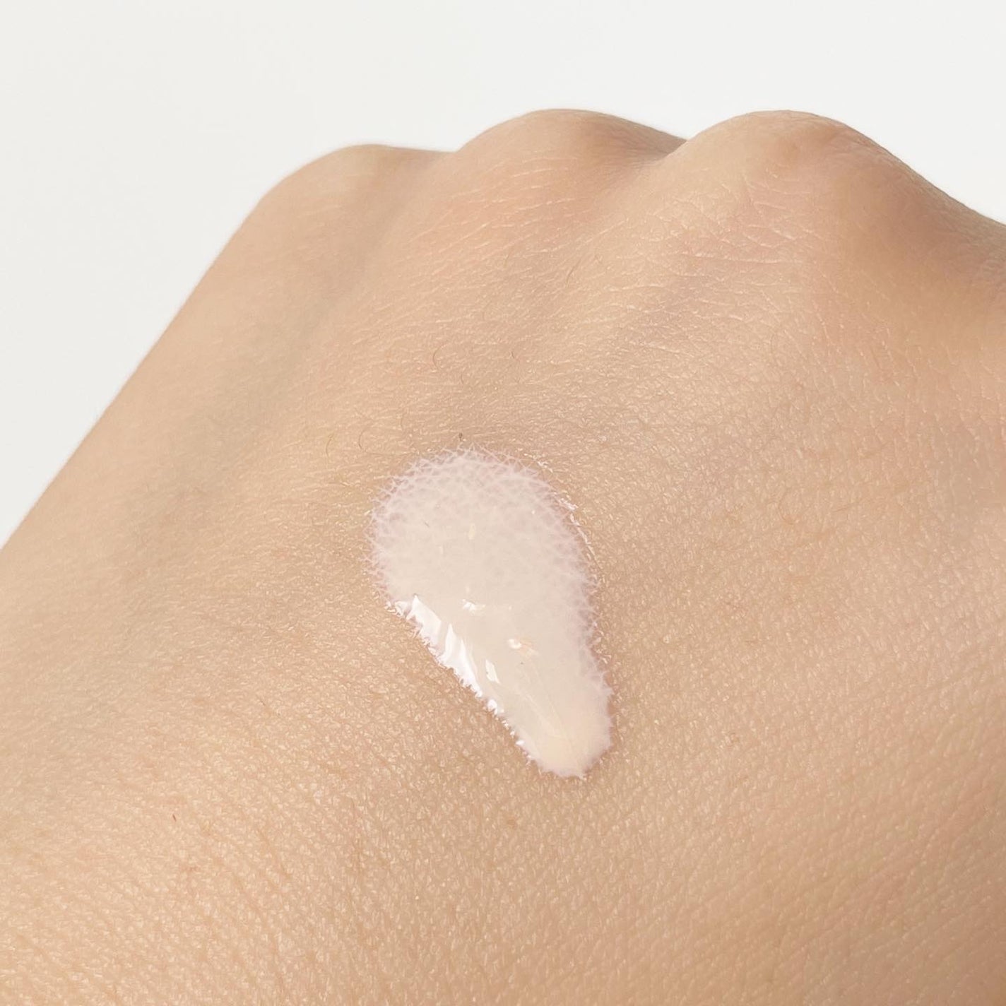 皮脂テカリ防止下地/CEZANNE/化粧下地を使ったクチコミ(3枚目)