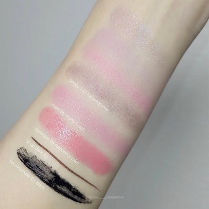 シグニチャー カラー アイズ/SUQQU/アイシャドウパレットを使ったクチコミ(2枚目)