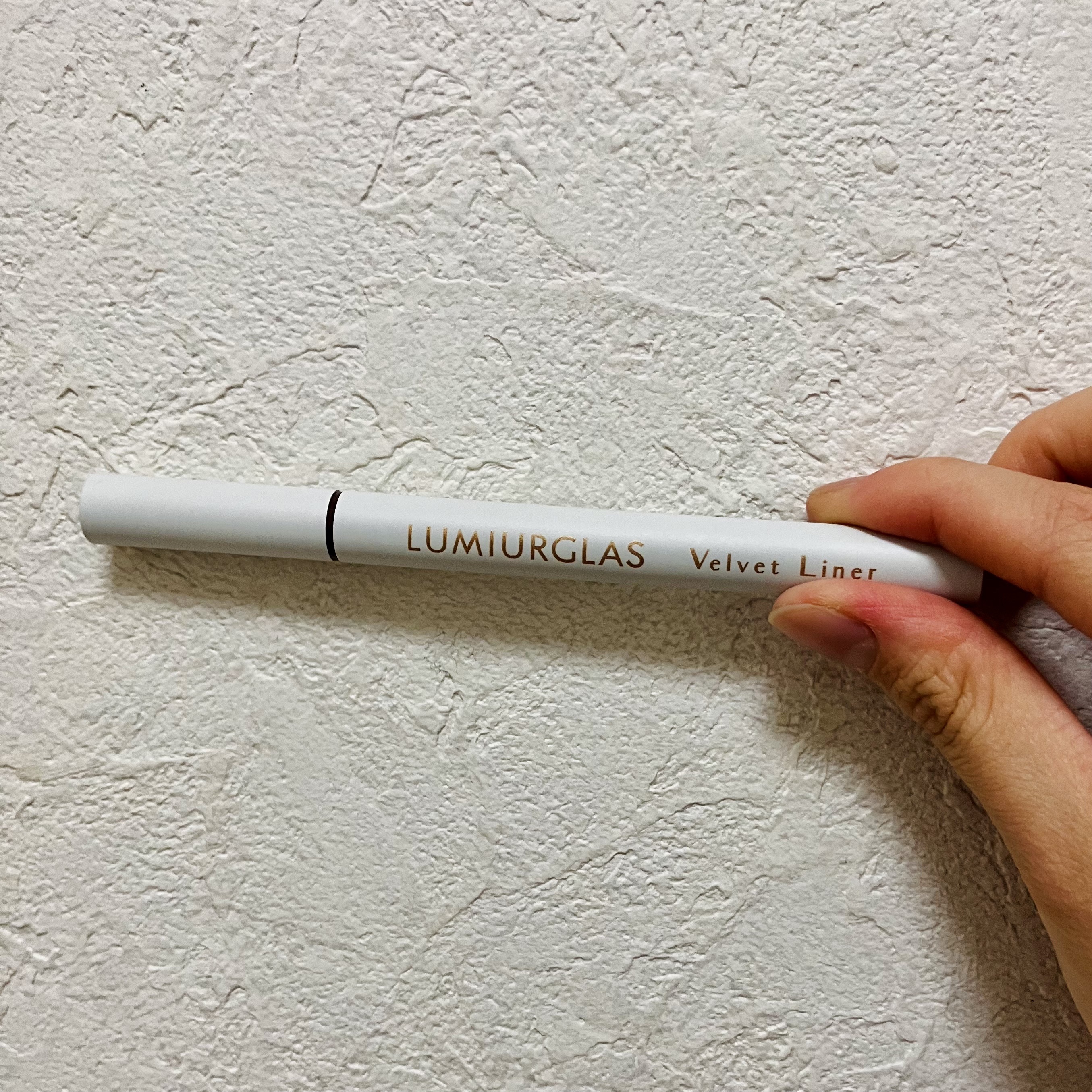 ベルベットライナー/LUMIURGLAS/リキッドアイライナーを使ったクチコミ（2枚目）