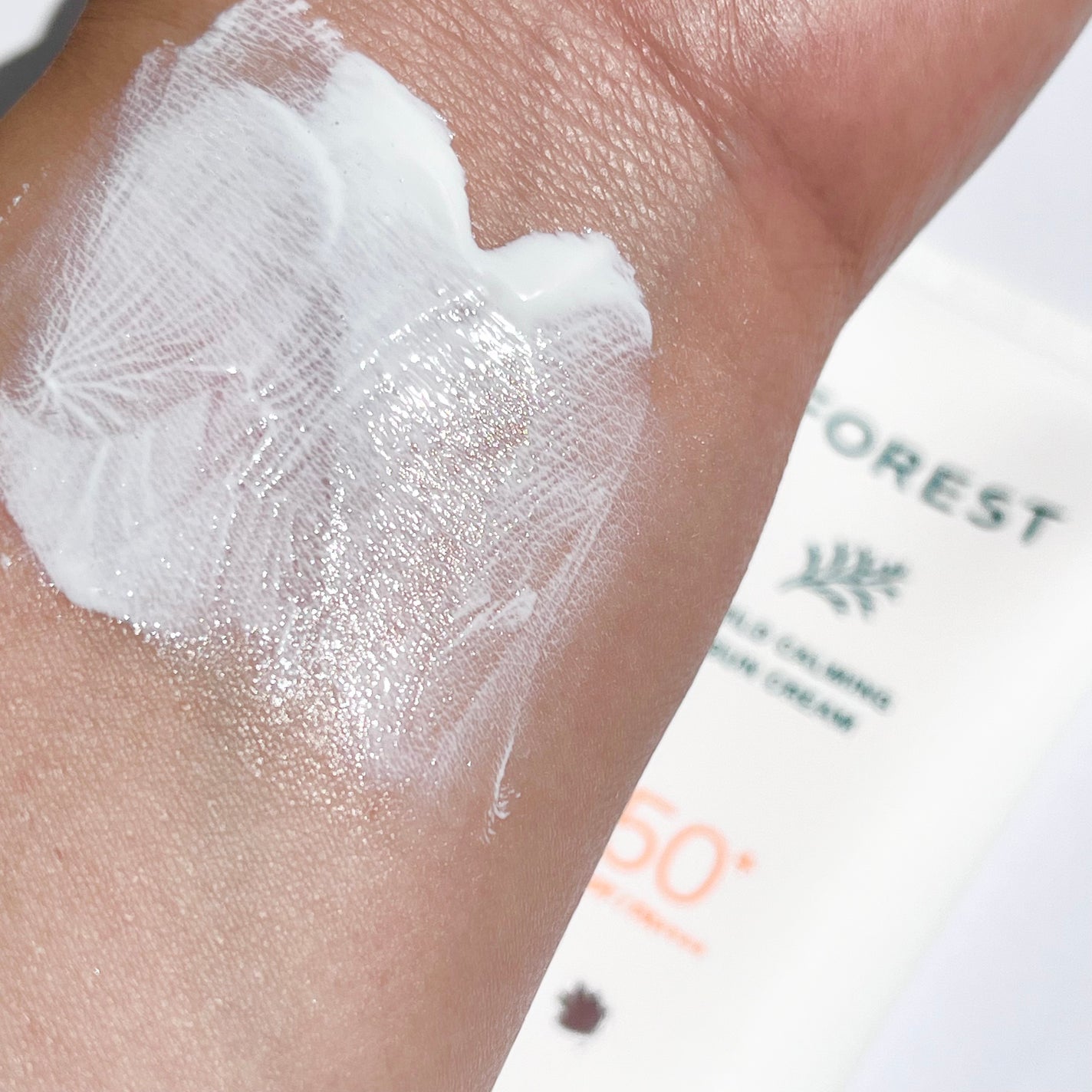 フォレスト マイルドカーミングサンクリーム/FoRest by Greenfinger/日焼け止めクリームを使ったクチコミ(4枚目)