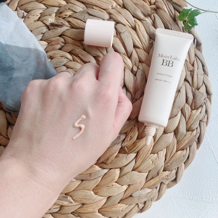 モイストラボ BBエッセンスクリーム 02シャイニーベージュ/Moist Labo/BBクリームを使ったクチコミ(2枚目)