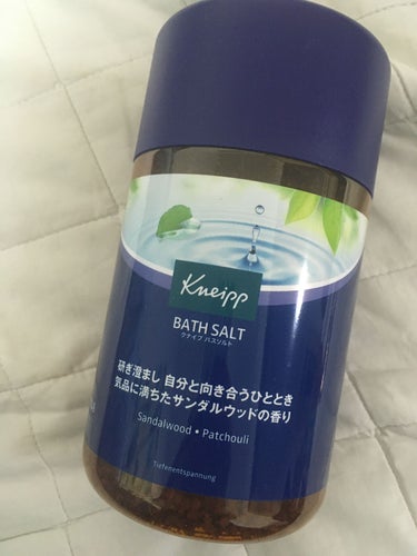 クナイプ バスソルト サンダルウッドの香り 850g【旧】/クナイプ/入浴剤の画像