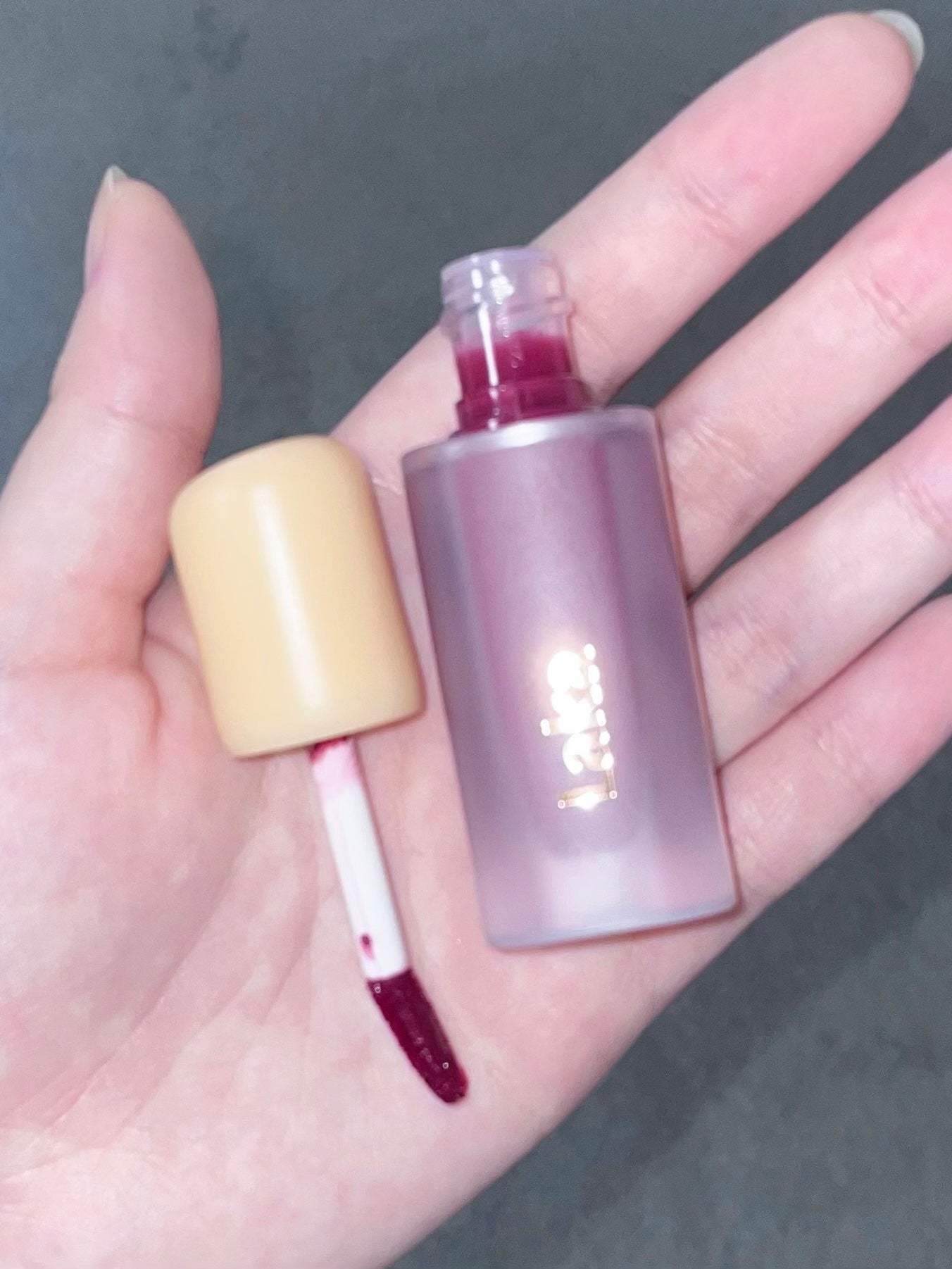 フルーティーグラムティント/Laka/リップティントを使ったクチコミ(4枚目)