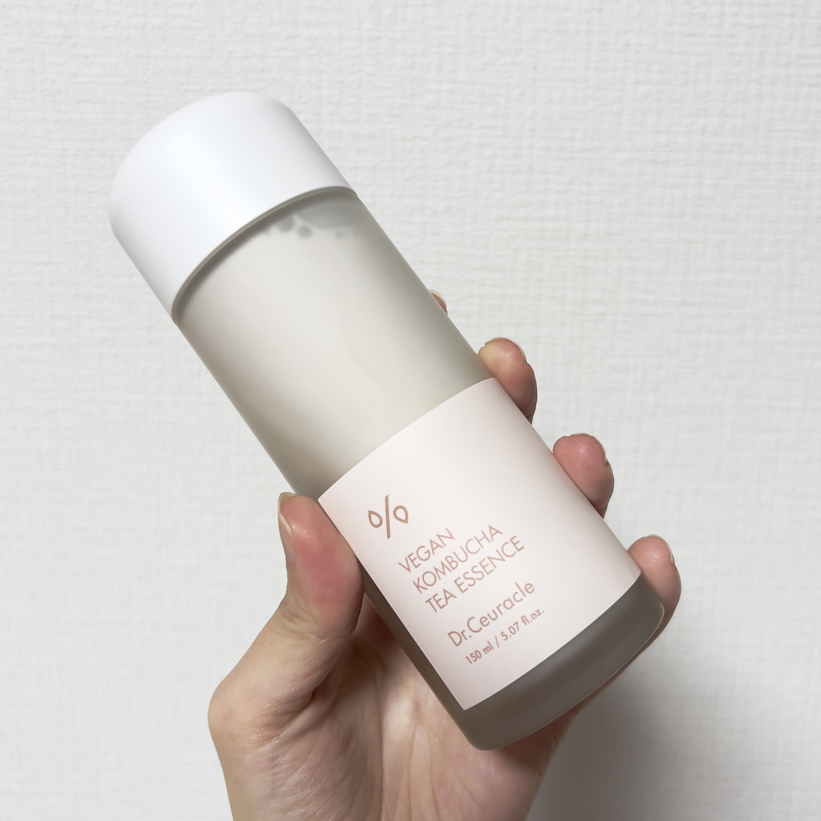 ヴィーガンコンブチャ ティー エッセンス/Dr.Ceuracle/オールインワン化粧品を使ったクチコミ（2枚目）