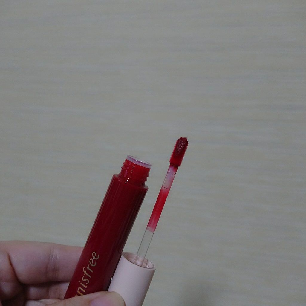カメリア ペタル ティント Jeju Color Picker 2021/innisfree/口紅を使ったクチコミ(2枚目)
