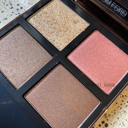 アイ カラー クォード/TOM FORD BEAUTY/アイシャドウパレットを使ったクチコミ(2枚目)