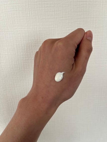 クリアウェルネス UVエッセンスジェル/雪肌精/日焼け止めジェルを使ったクチコミ(4枚目)