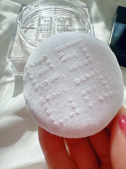 プリズム・リーブル/GIVENCHY/ルースパウダーを使ったクチコミ(5枚目)