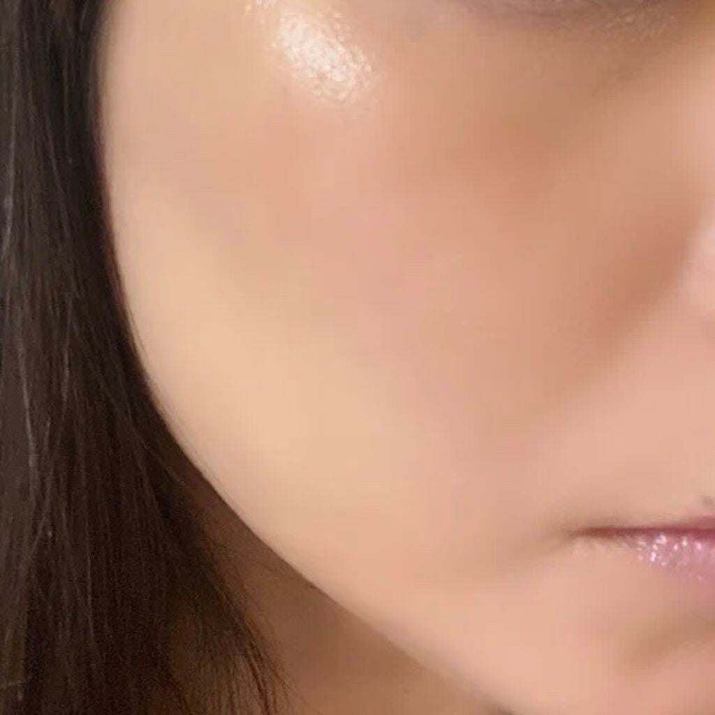 ボーム エサンシエル/CHANEL/スティックハイライトを使ったクチコミ(4枚目)