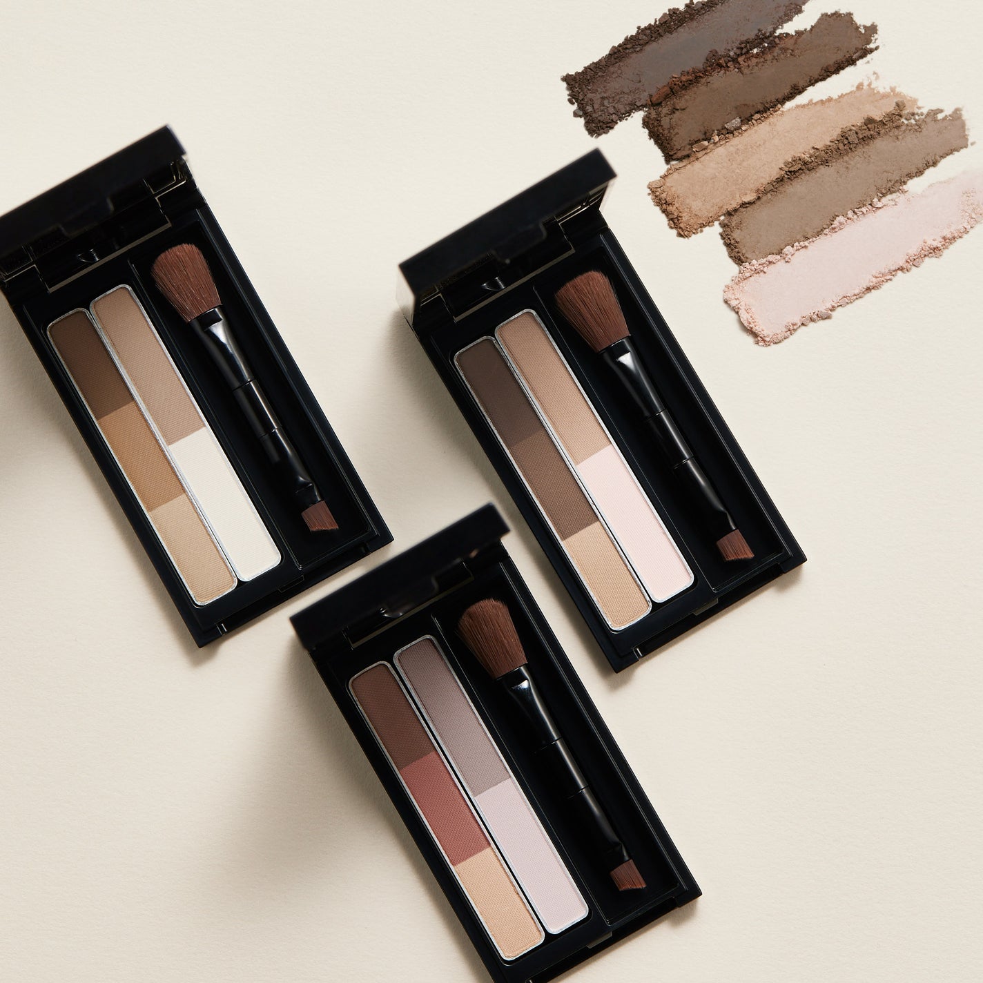 ケイト デザイニングアイブロウ 3D(デュアルコントゥアカラー)/KATE/パウダーアイブロウを使ったクチコミ(1枚目)