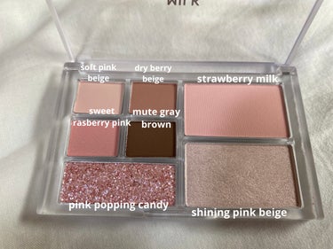 Milk Touch ビーマイパーフェクトマルチパレットミニのクチコミ「🍓Milk Touch　ビーマイパーフェクトマルチパレットミニ🍓
02　Strawberry .....」（2枚目）