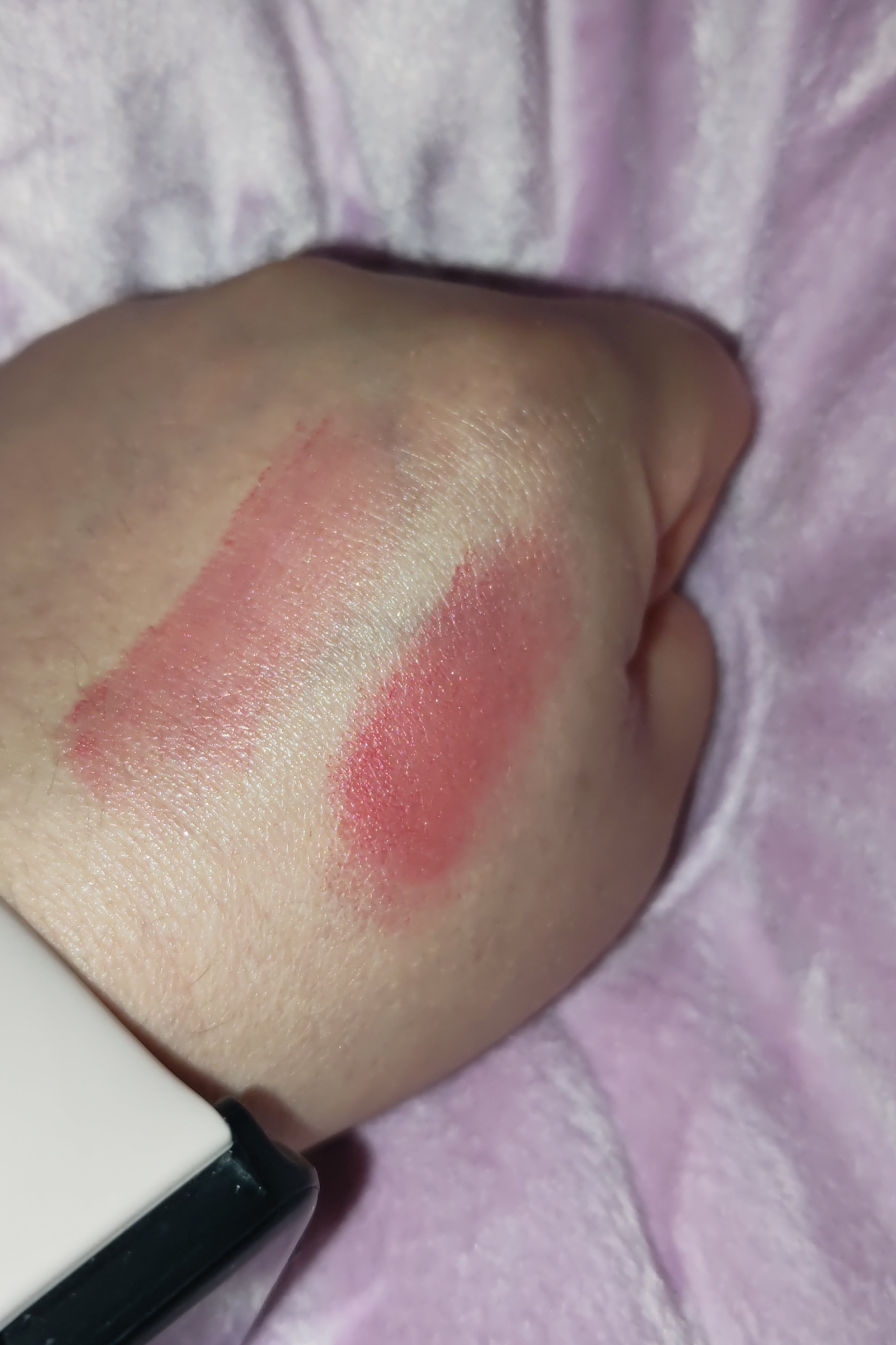 KCクリームアイシャドウ チェリー/DAISO/ジェル・クリームアイシャドウを使ったクチコミ（3枚目）