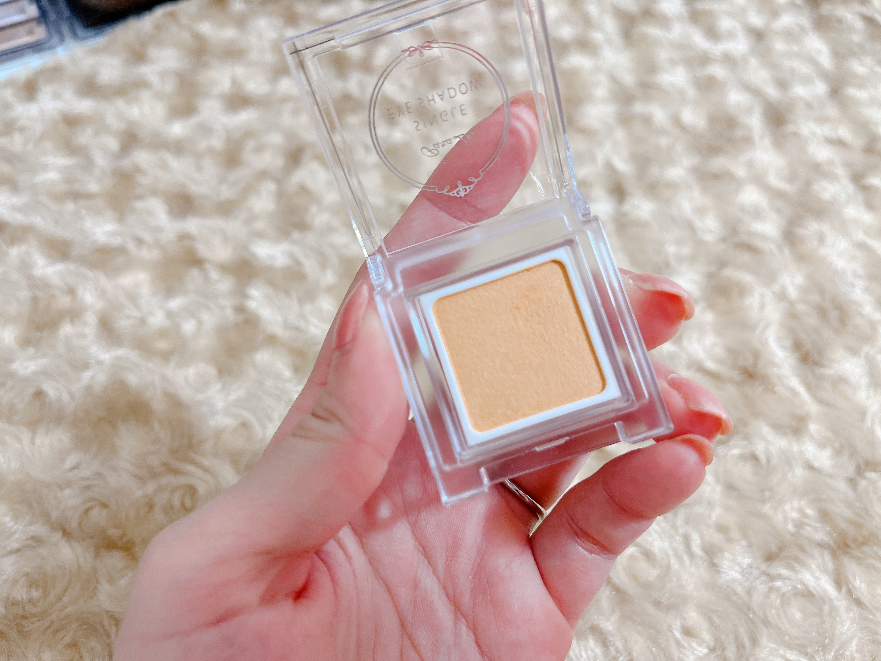 パラドゥ シングルアイシャドウ	 YE01 イエロー/パラドゥ/単色アイシャドウを使ったクチコミ（3枚目）